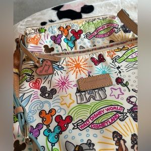 Disney Dooney & Bourke crossbody Excellent used condition.